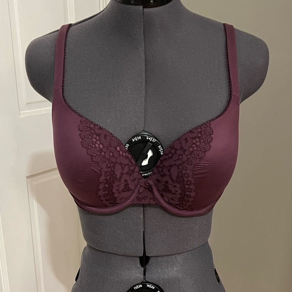 Body by Victoria Perfect Shape Bra 32DD - Victoria’s Secret Push-Up